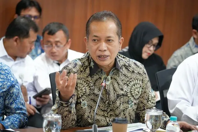 Menteri Koperasi Ferry Juliantono