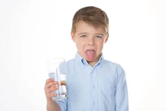 anak malas minum air putih