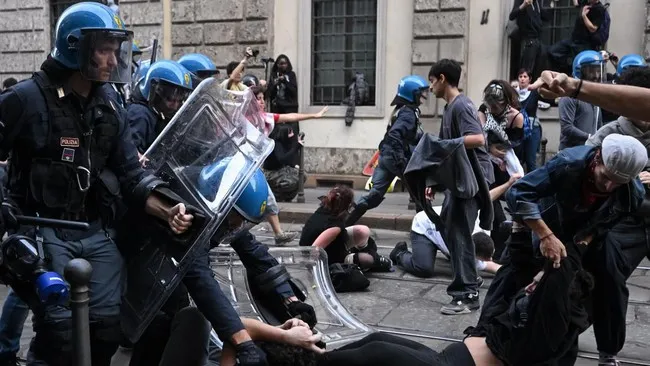 demo Italia