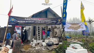 Sentuhan Kasih di Balik Tembok Rumah Syukur Shiddiqiyyah Jombang