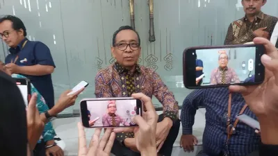 SKB 7 Menteri: Anak Boleh Kenal AI, Tapi Harus Tunggu Siap