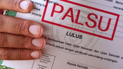 Kasus Ijazah Palsu Jokowi Diminta Dibuka Lewat Persidangan