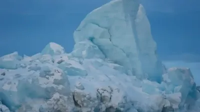 Gunung Es Greenland Terbalik di Ilulissat, Video Dramatisnya Viral di Media Sosial