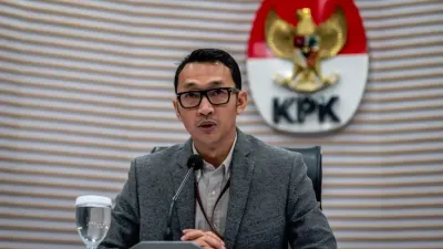 KPK Periksa 10 Saksi Kasus Pajak, Sita 1,3 Kg Emas