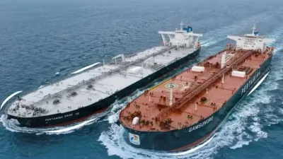 Blokade Selat Hormuz Picu Tekanan Energi dan Politik AS