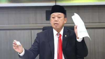 Nusron Wahid Mangkir, Publik Pertanyakan Lawatan ke Malaysia