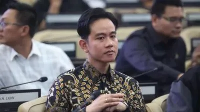 Pansus Ijazah Gibran Didesak, AKSI Tagih DPR