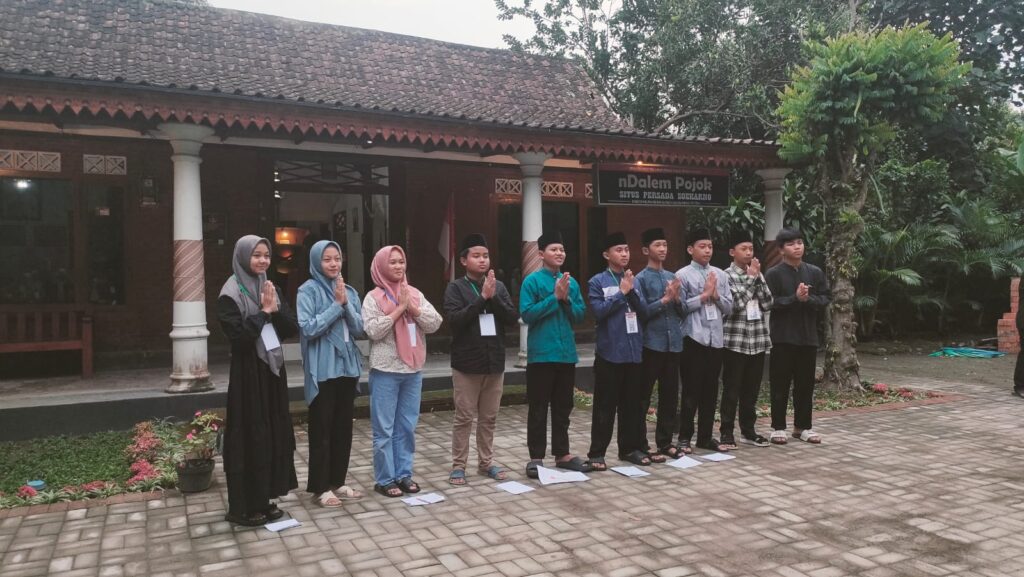 Keterangan Foto-foto: Kegiatan BINLAT Jati Diri Bangsa di Pesantren Jati Diri Bangsa, Kediri. (Istimewa)