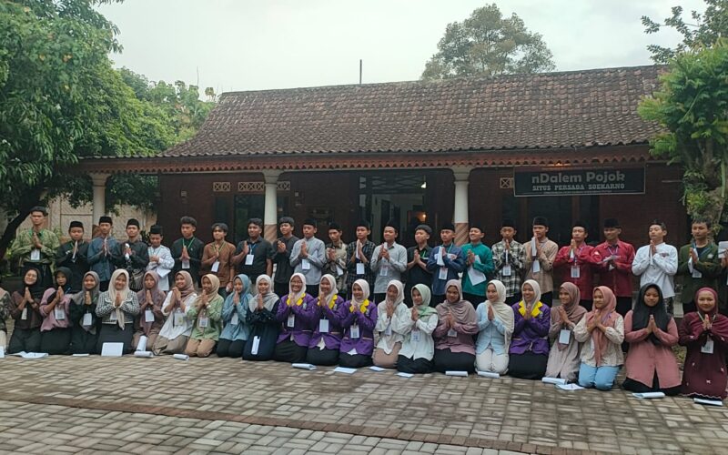 Kegiatan BINLAT Jati Diri Bangsa di Pesantren Jati Diri Bangsa, Kediri. (Istimewa)