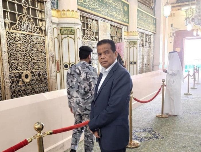 Bos Maktour Fuad Hasan Masyhur
