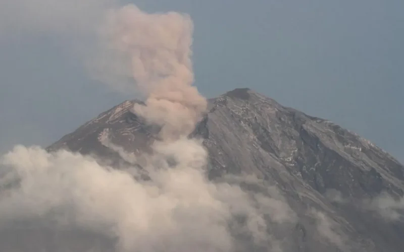 Erupsi Gunung Semeru