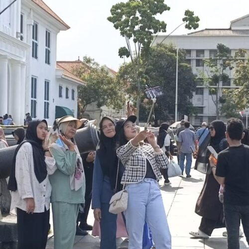 Syuting Lisa BLACKPINK Ubah Wajah Kota Tua, Pedagang Dapat Kompensasi