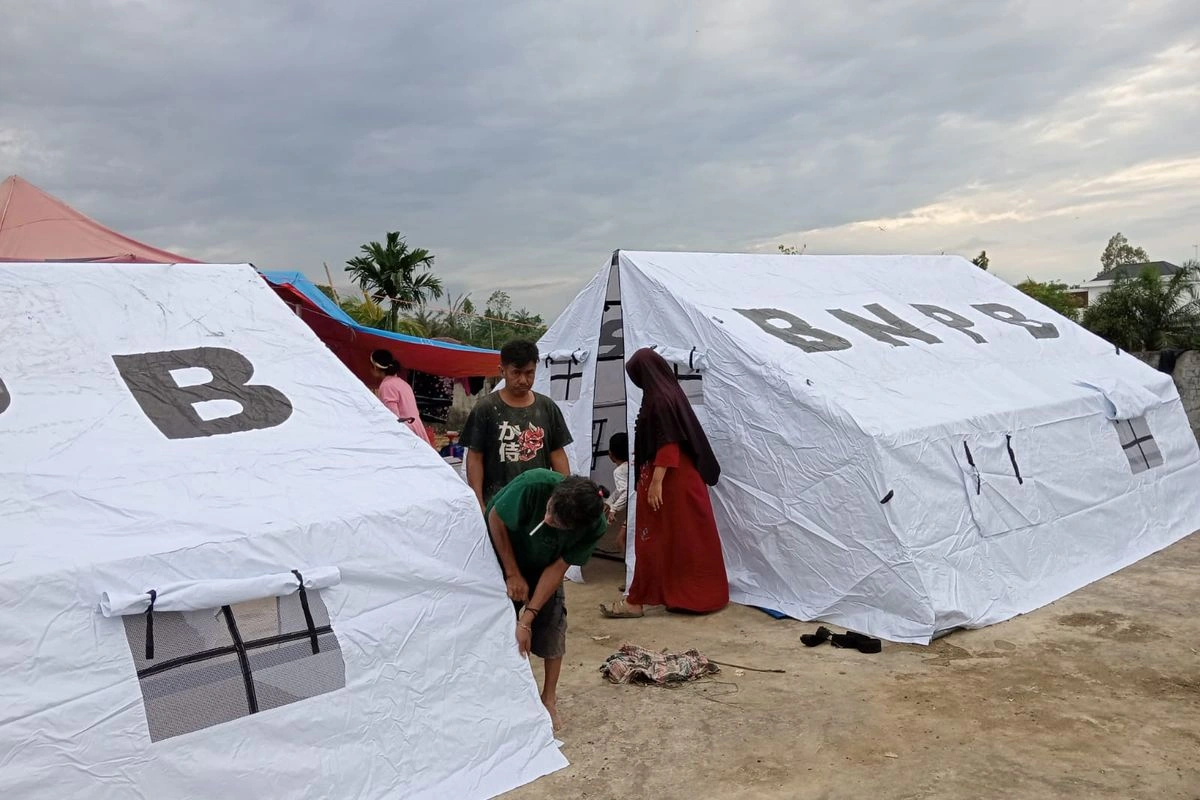 Tenda Pengungsi Banjir Sumatera