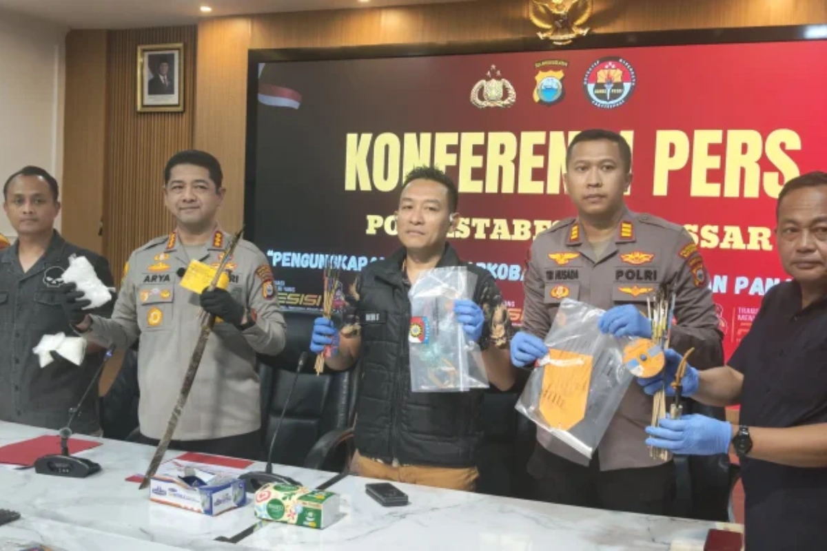 Pelaku Mabuk Tebas Istri dan Ipar di Makassar, Satu Tewas 1 Kapolrestabes Makassar Kombes Pol Arya Perdana