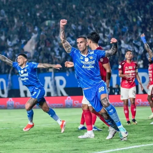 Persib Bandung Bidik Kemenangan atas Bali United demi Jaga Puncak