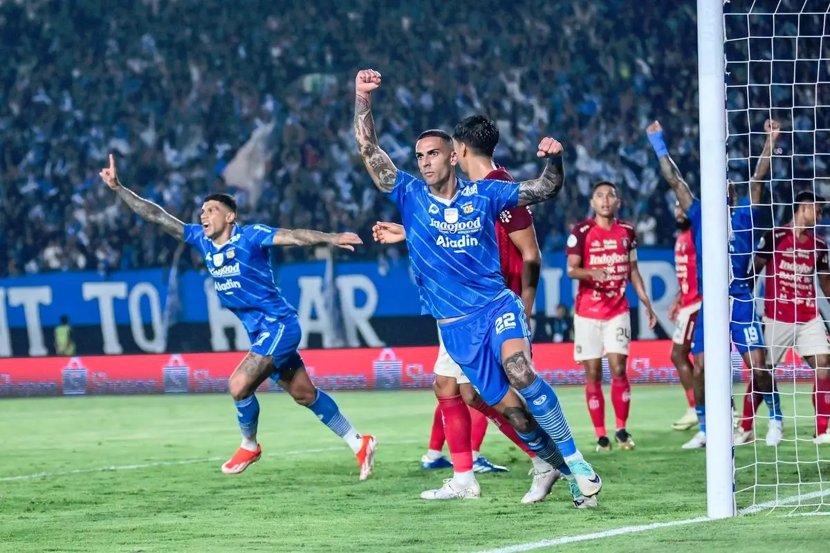 Persib vs Bali United