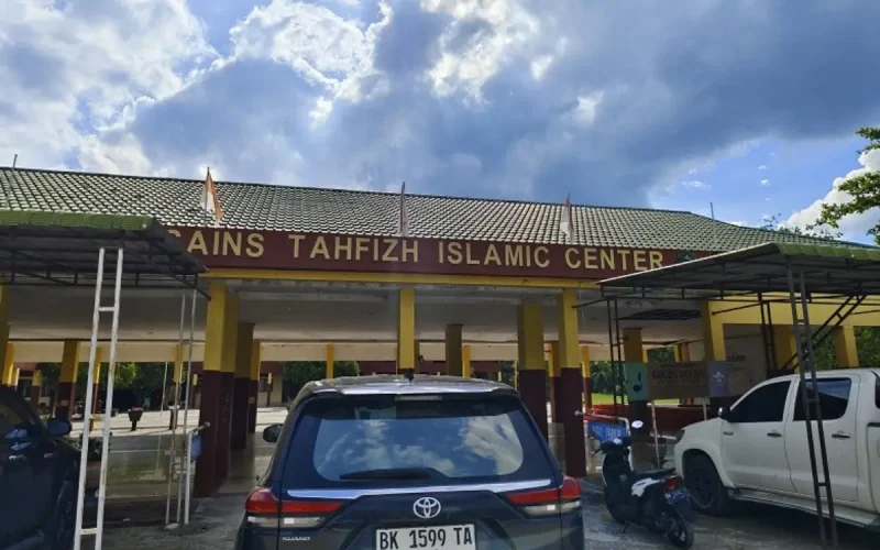 Sains Tahfizh Islamic Center