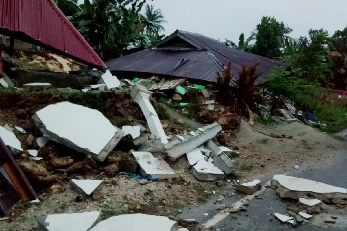 gempa Maluku