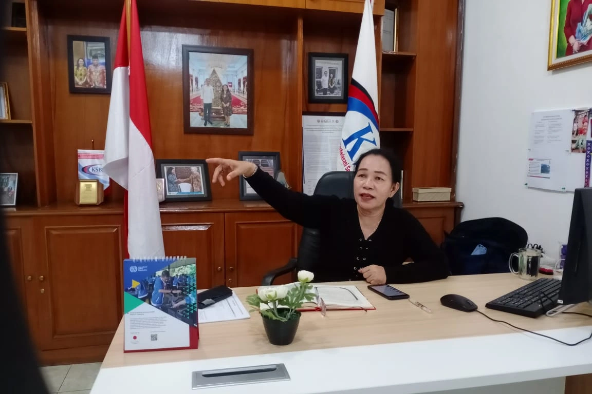 RUU Ketenagakerjaan Ditargetkan Rampung Tahun Ini, Presiden Tekankan Perlindungan Buruh 2 Presiden Konfederasi Serikat Buruh Seluruh Indonesia, Elly Rosita Silaban