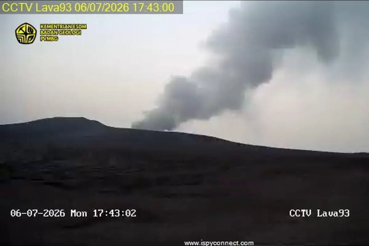 erupsi Gunung Anak Krakatau