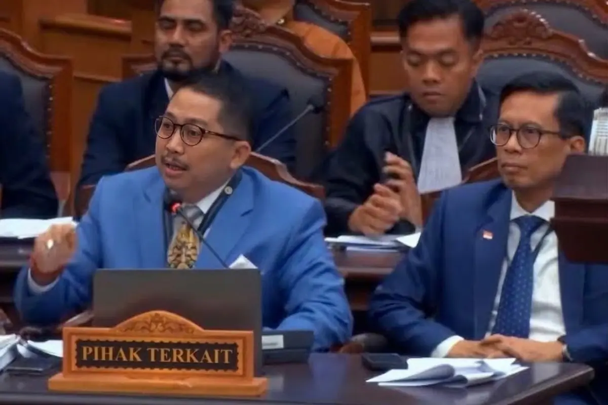 Rullyandi tinggalkan sidang MK